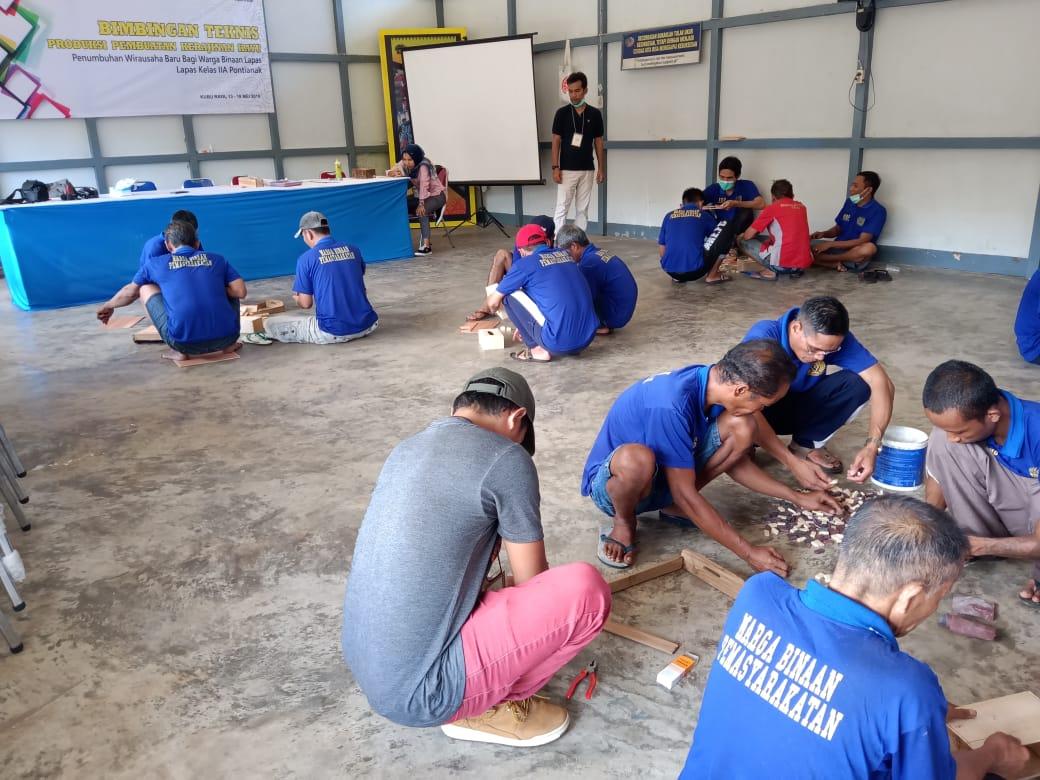 Balai Litbang Kemenperin Dorong Warga Binaan Jadi Perajin IKM 